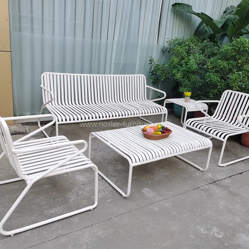 Açıq divanlar qışda qala bilərmi? Açıq divanlar qışda qala bilərmi?