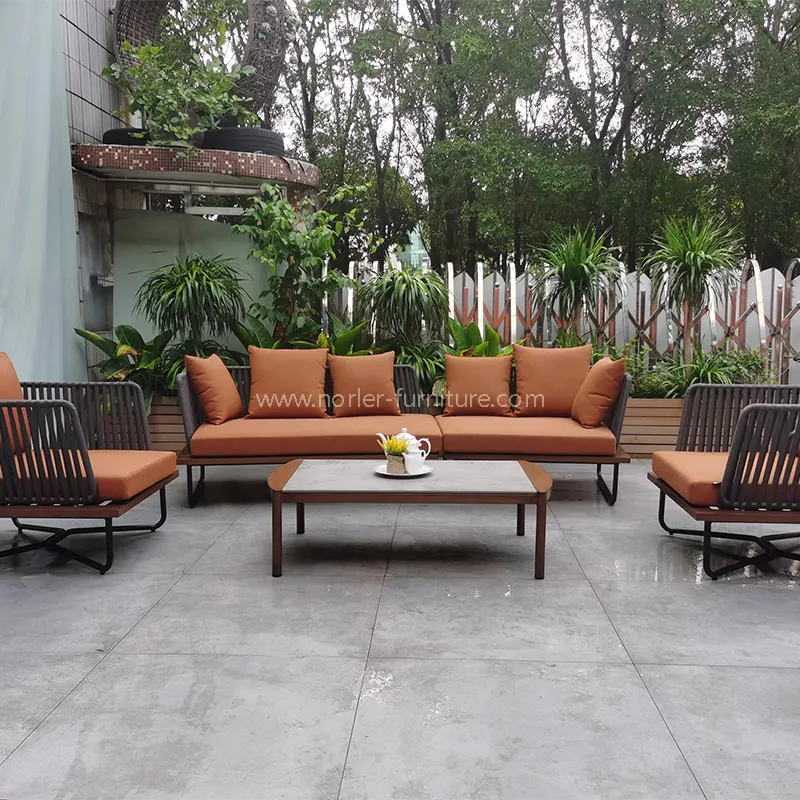 Müasir narıncı teak ağac bazası toxunmuş arxa divan Müasir narıncı teak ağac bazası toxunmuş arxa divan